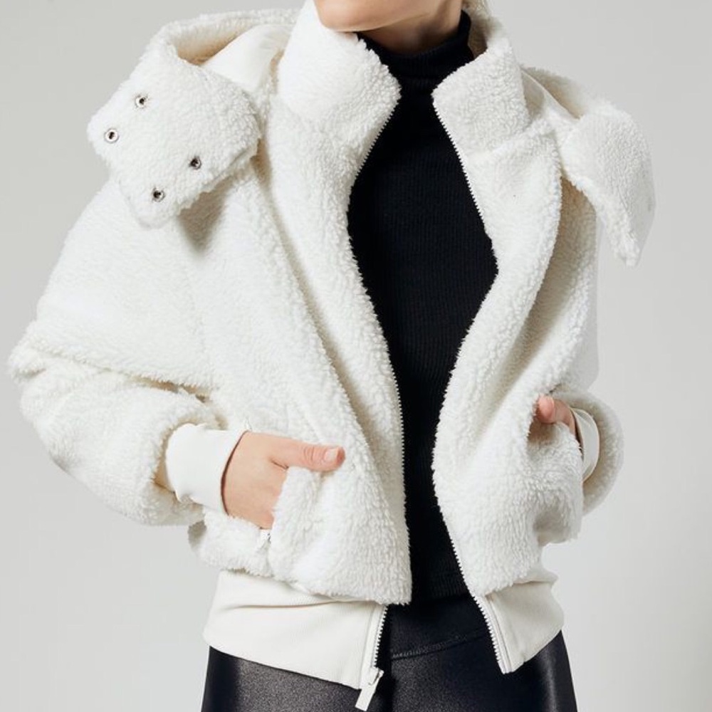Alo Yoga Foxy Sherpa Jacket Ivory XS